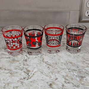 Set of 4 shot glasses
